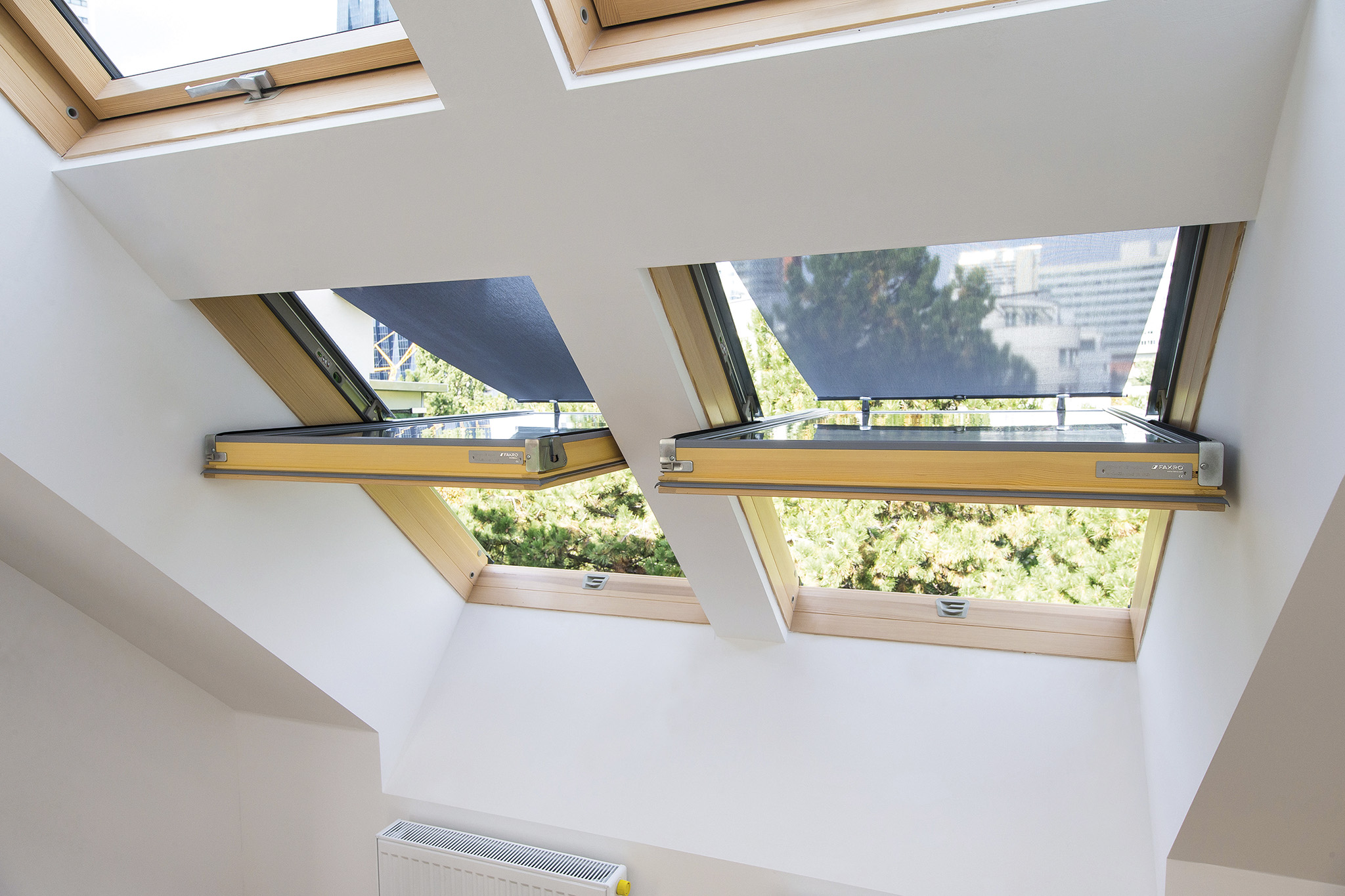 FAKRO AMZ - Rulou exterior parasolar